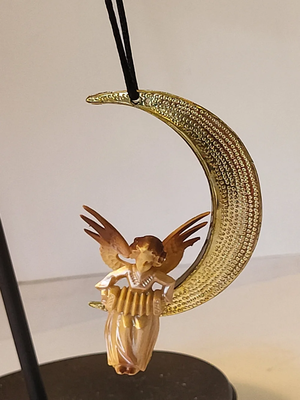 1960s Hong Kong Gold Crescent Moon Angel Ornament 3
